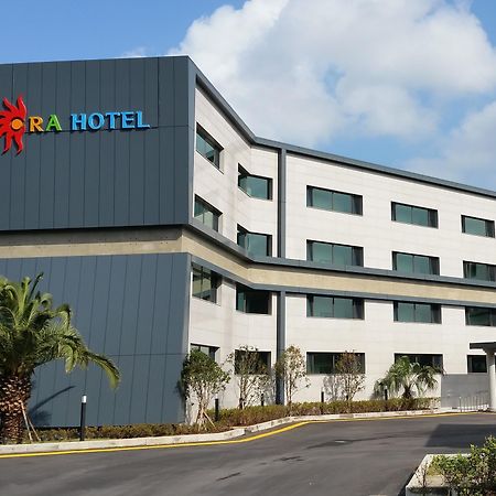 Ra Tourist Hotel Jeju Esterno foto