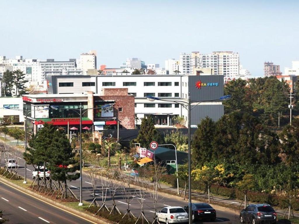 Ra Tourist Hotel Jeju Esterno foto