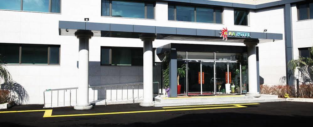 Ra Tourist Hotel Jeju Esterno foto